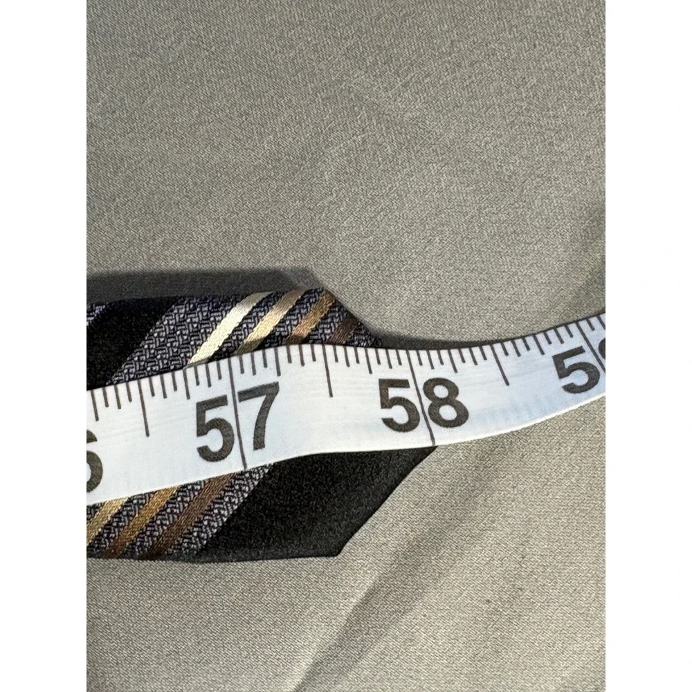 Perry Ellis Portfolio Mens Silk Blend Striped Necktie Black Grey Brown 58 Inch